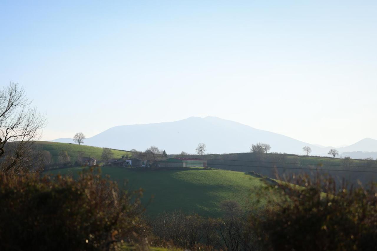 Bed & Breakfast Perbos 1556 La Bastide-Clairence Εξωτερικό φωτογραφία