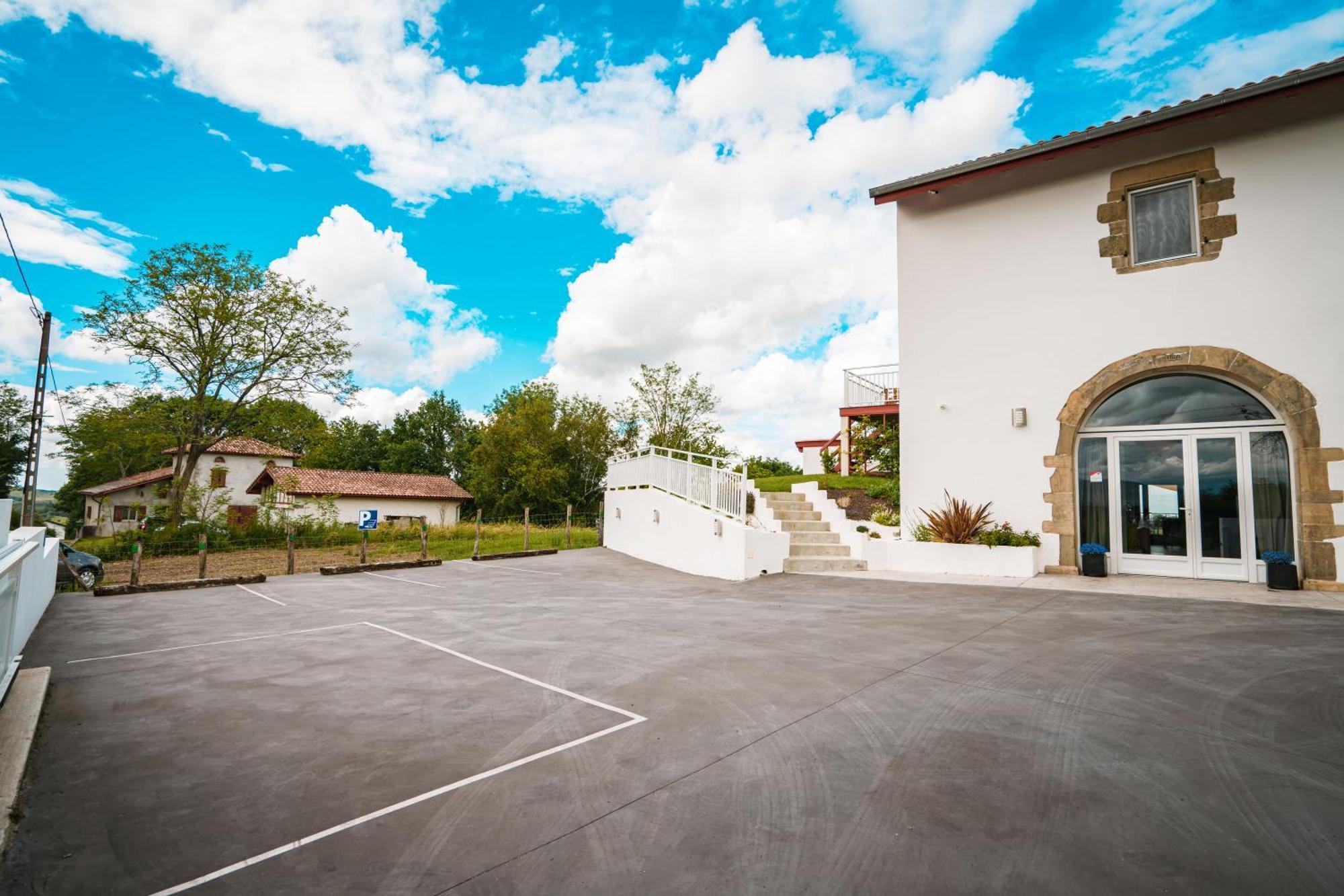 Bed & Breakfast Perbos 1556 La Bastide-Clairence Εξωτερικό φωτογραφία